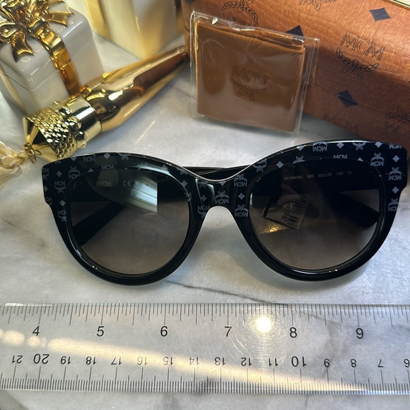 MCM Monogram Cateye Sunglasses 😎 Modern Creation München🕶️ - Picture 5 of 16